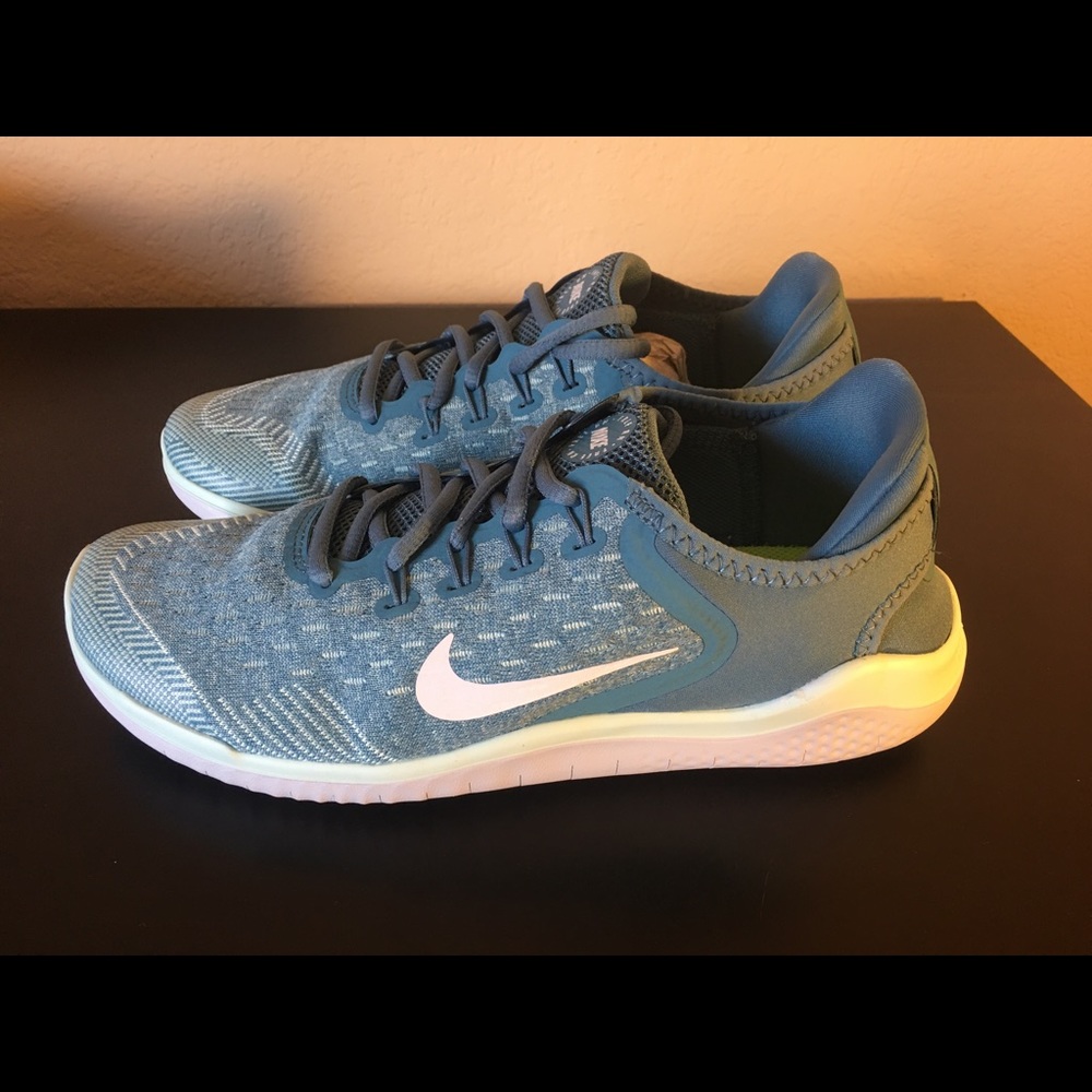 Nike Free RN 2017 Grade School 7y